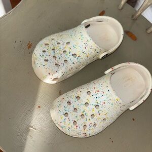 CROCS Kids Speckled Water Shoes - White Multi 13